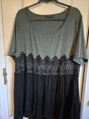 BloomChic Olive Green and Black Lace-Trim Tunic